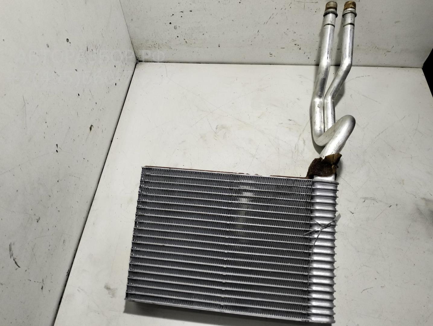 Радиатор отопителя