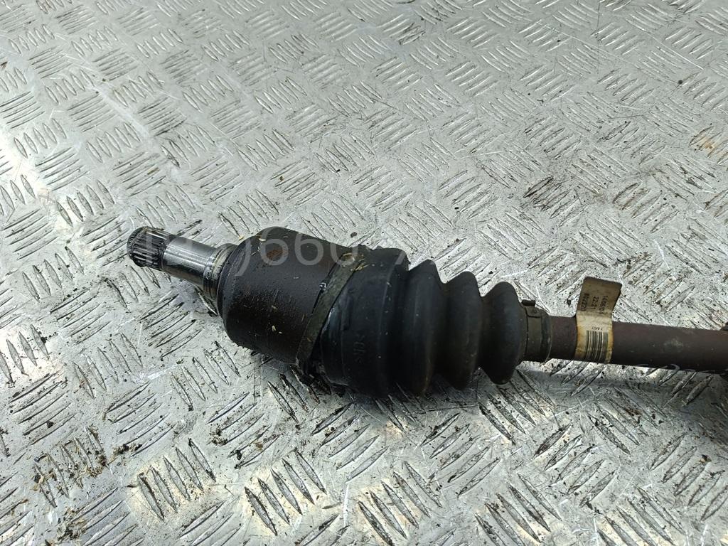 Полуось передняя правая