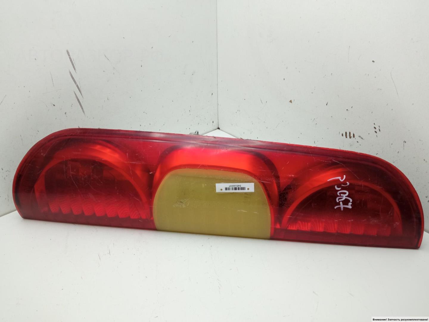 Фонарь задний левый