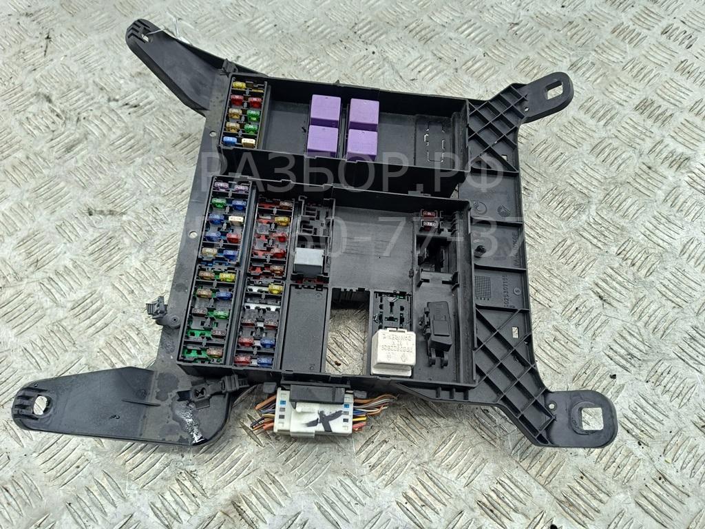 Блок предохранителей