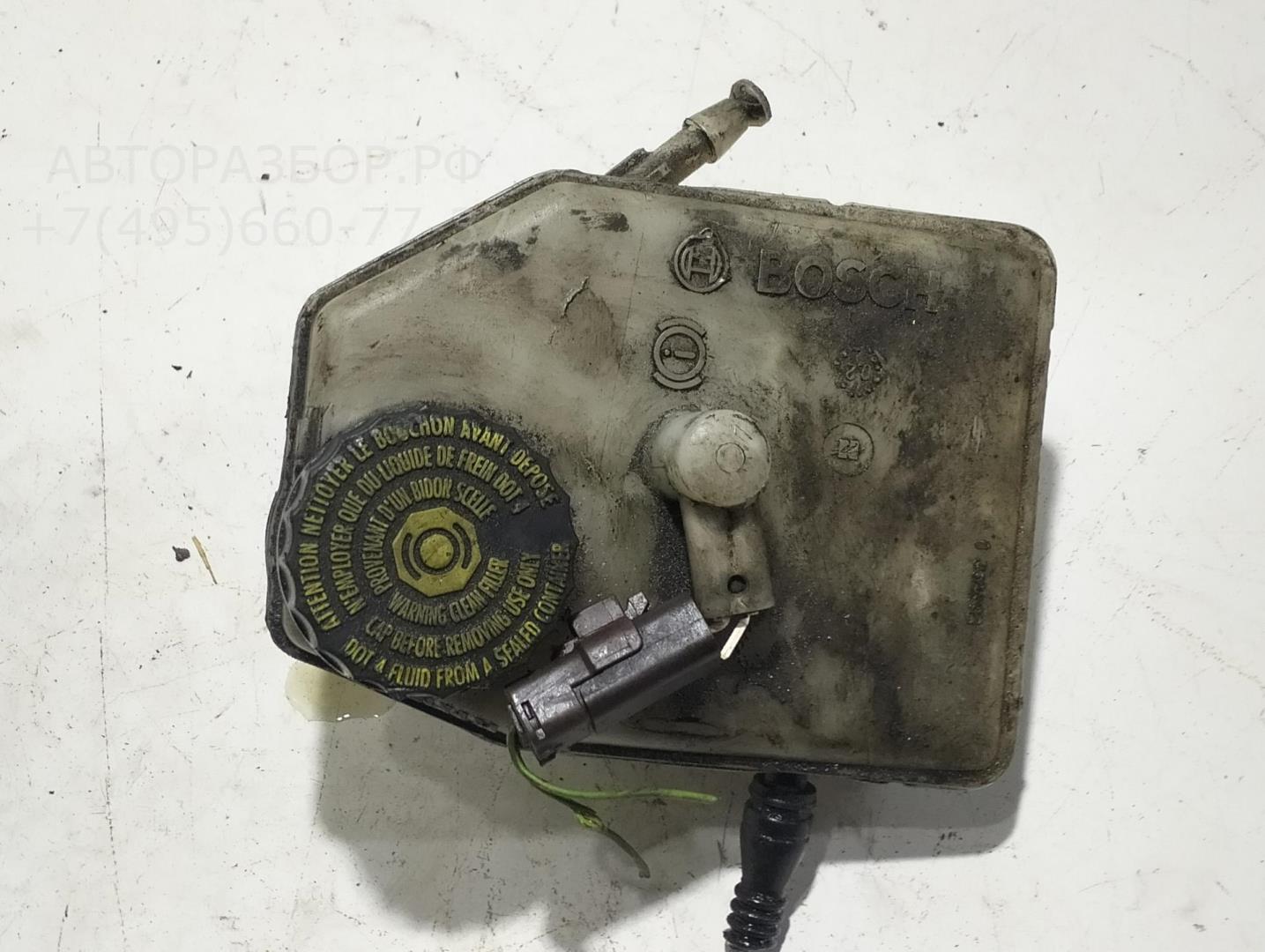 Бачок главного тормозного цилиндра