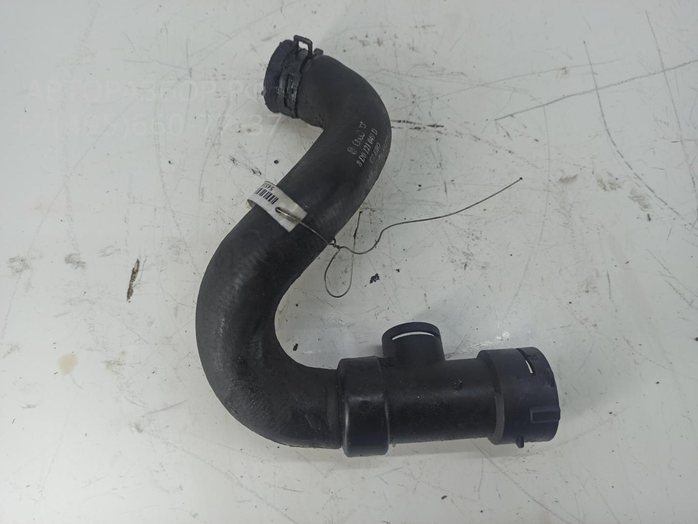 Патрубок радиатора