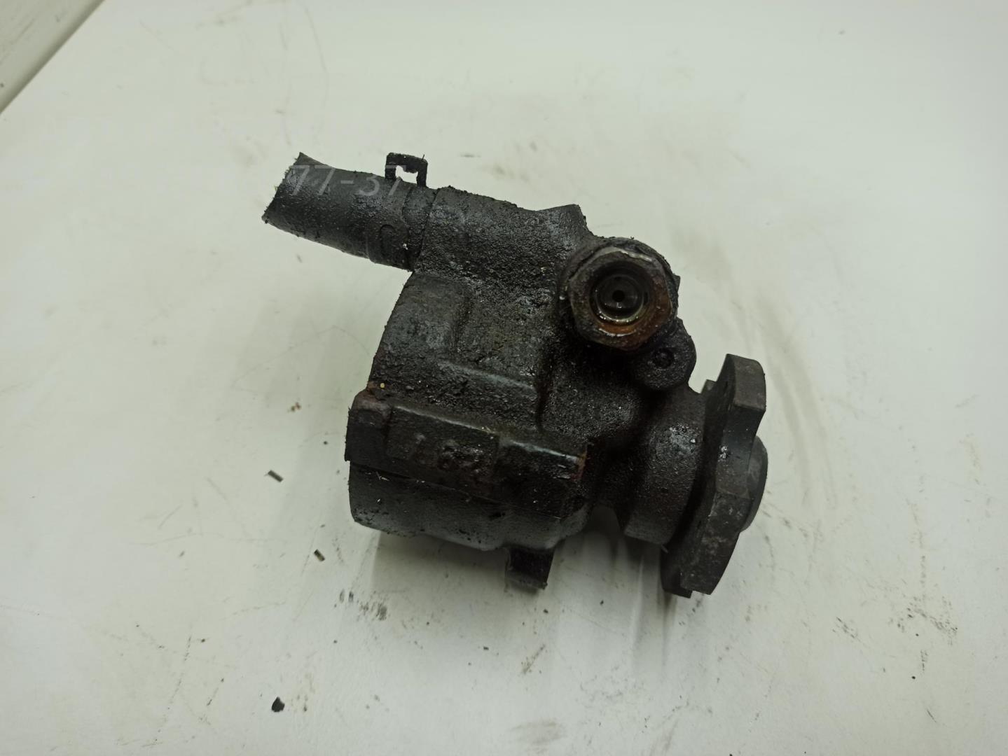 Насос ГУР (гидроусилитель руля)