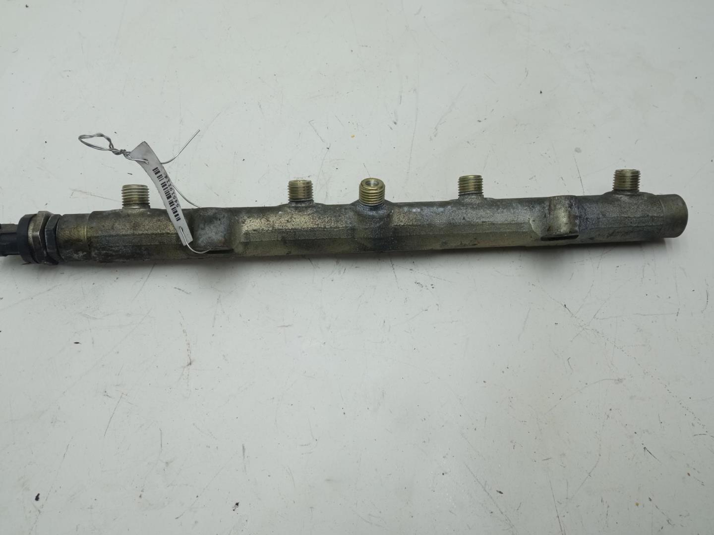 Рейка топливная (рампа)