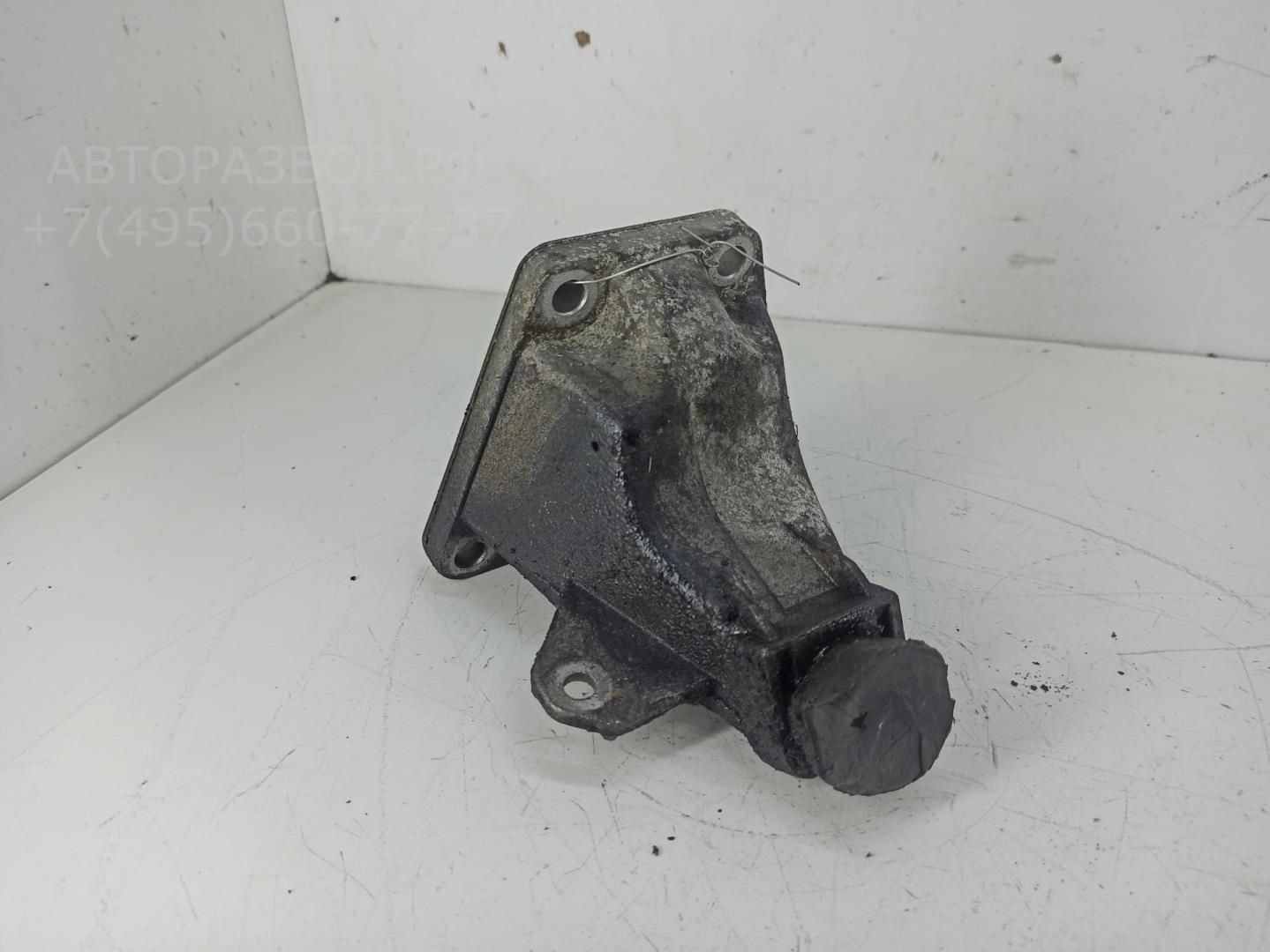 Опора двигателя