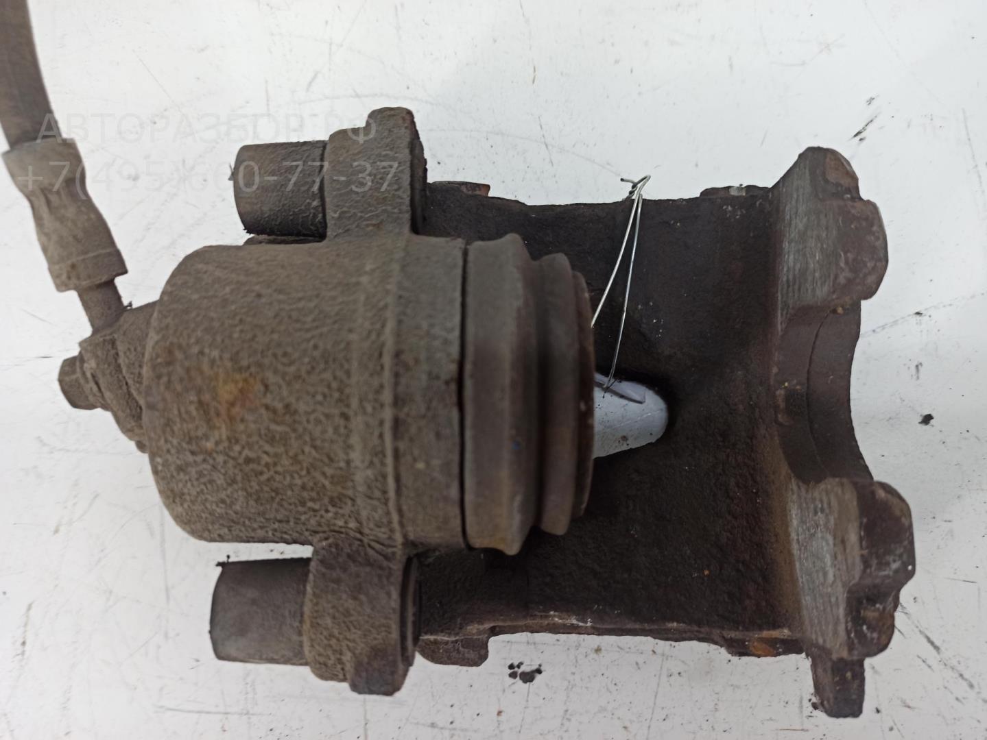 Суппорт передний правый