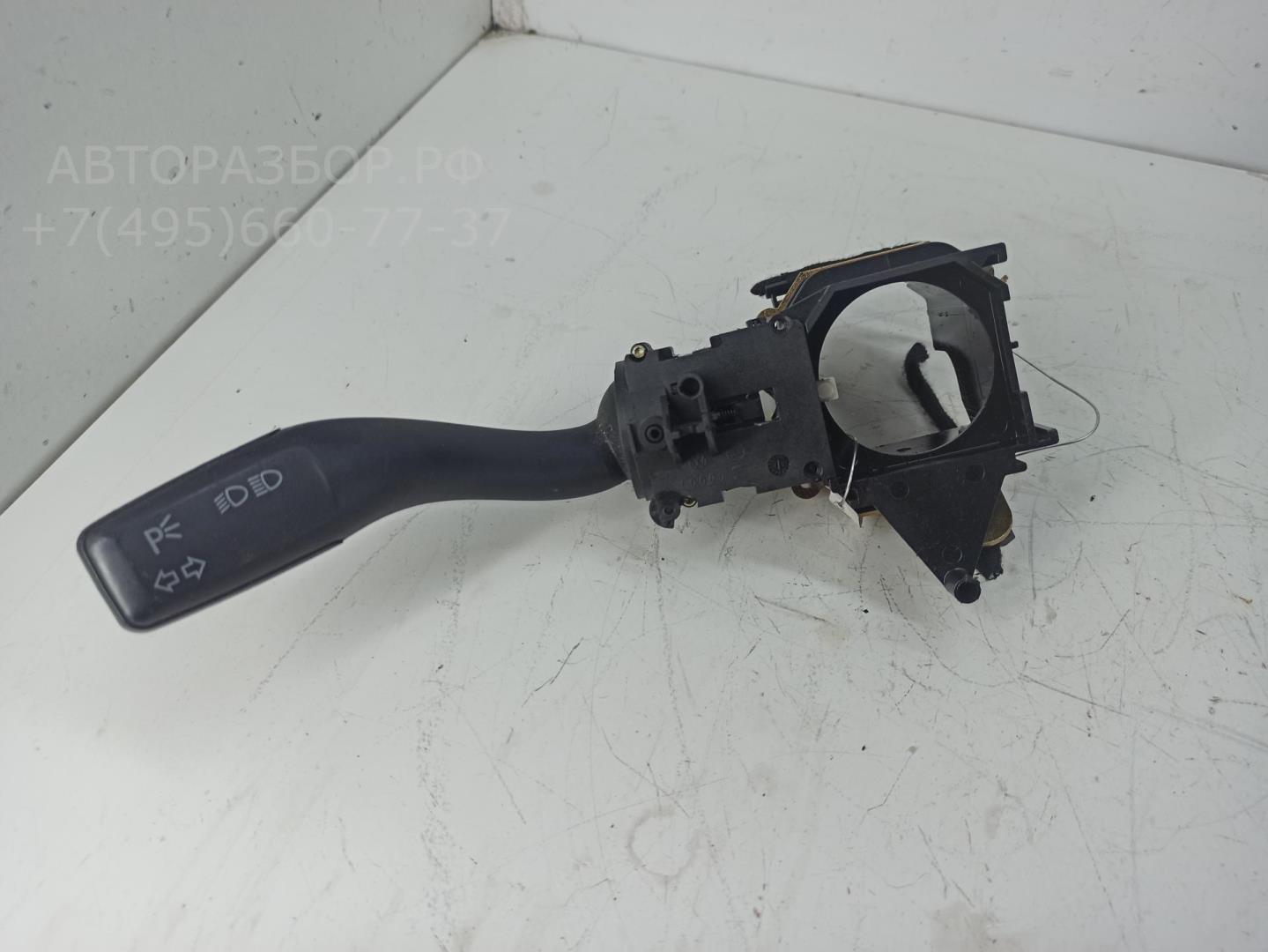 Переключатель поворотов подрулевой