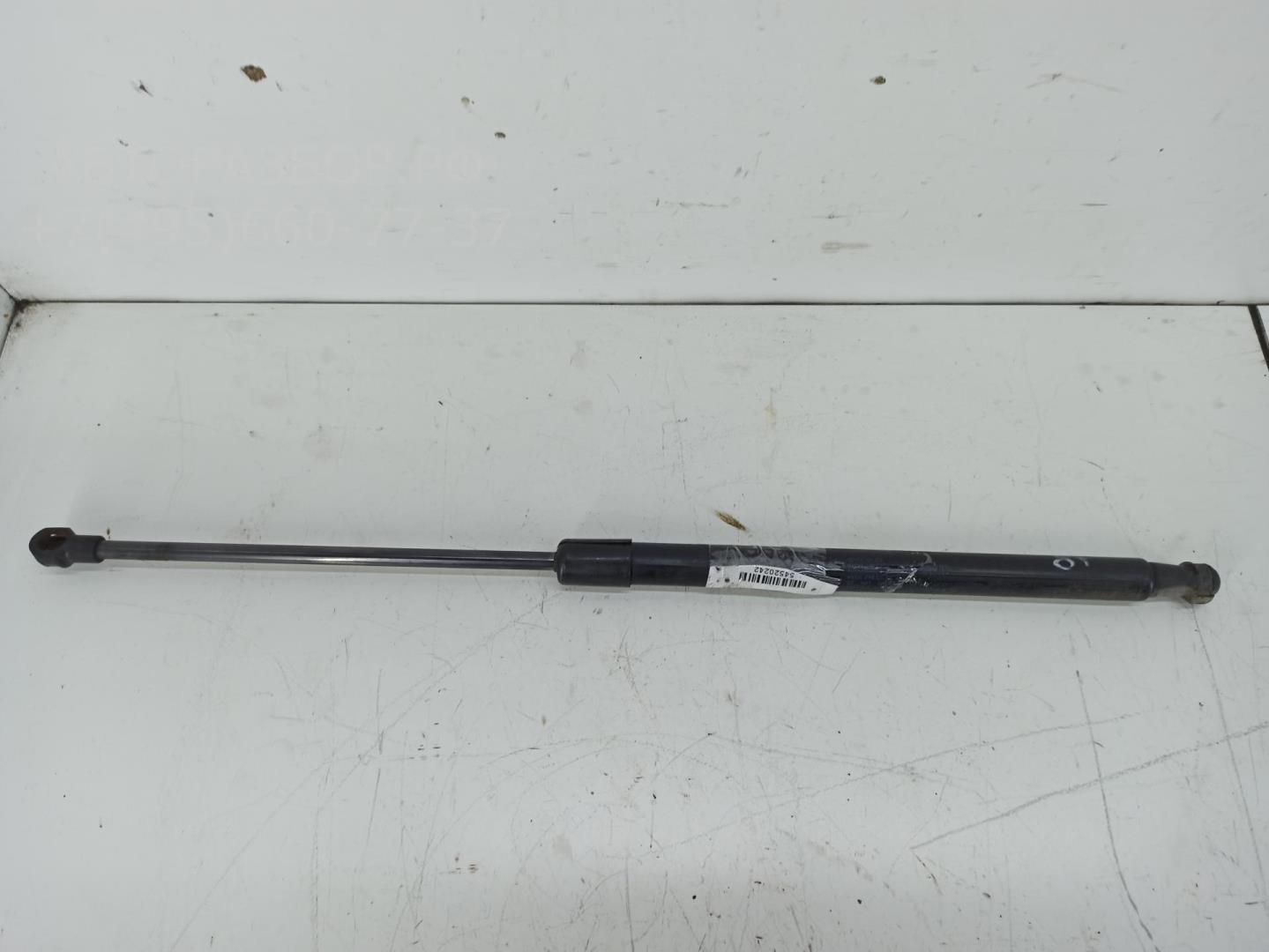 Амортизатор крышки багажника