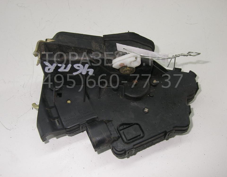 Замок двери передней правой