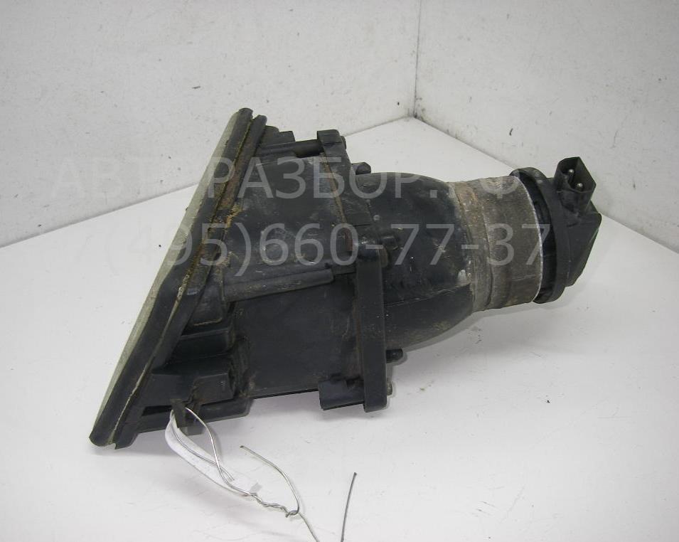 Фара противотуманная левая