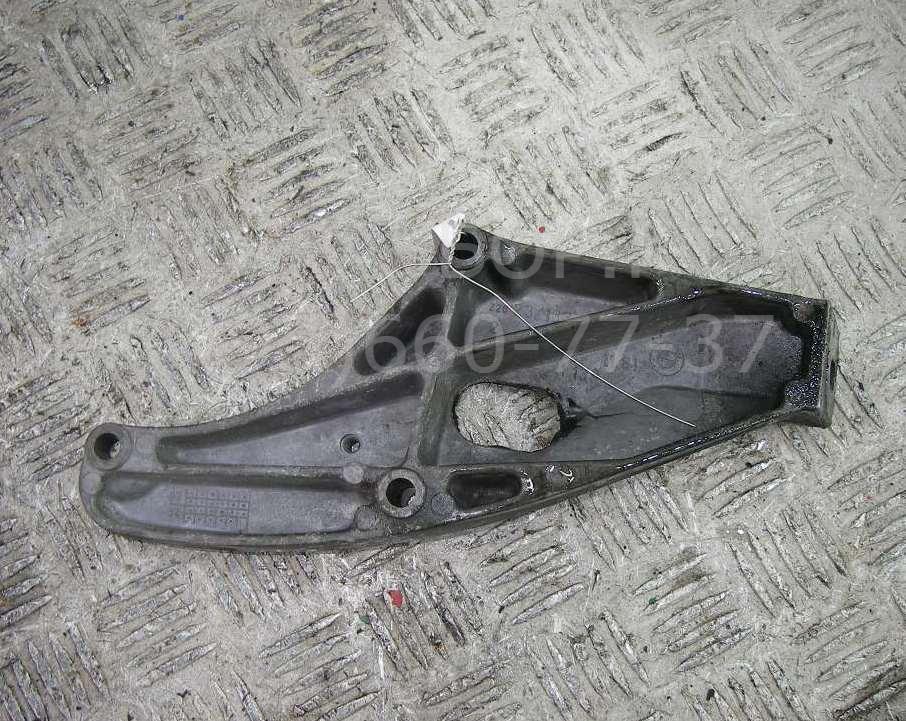 Кронштейн двигателя правый