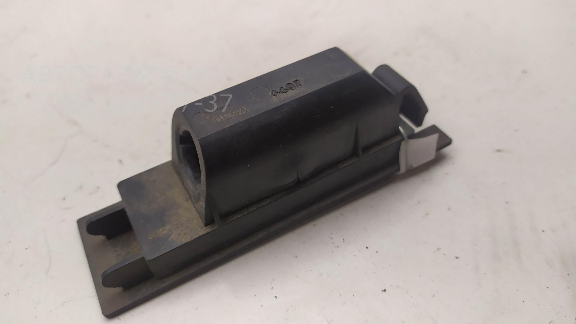 Фонарь подсветки номера