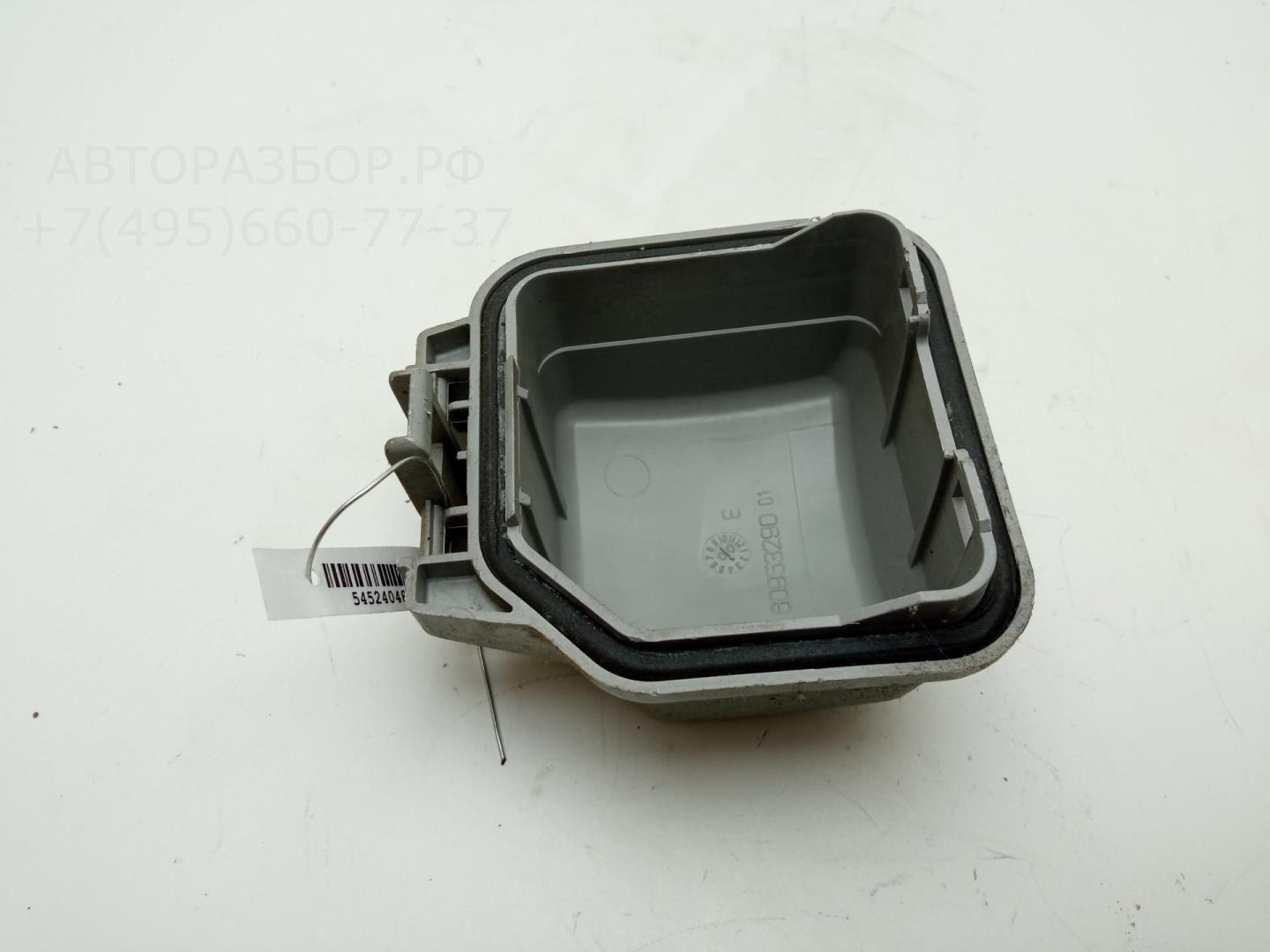 Крышка фары левой