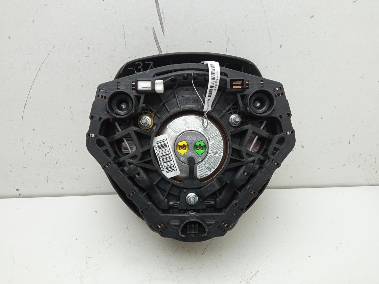 Подушка безопасности в рулевое колесо