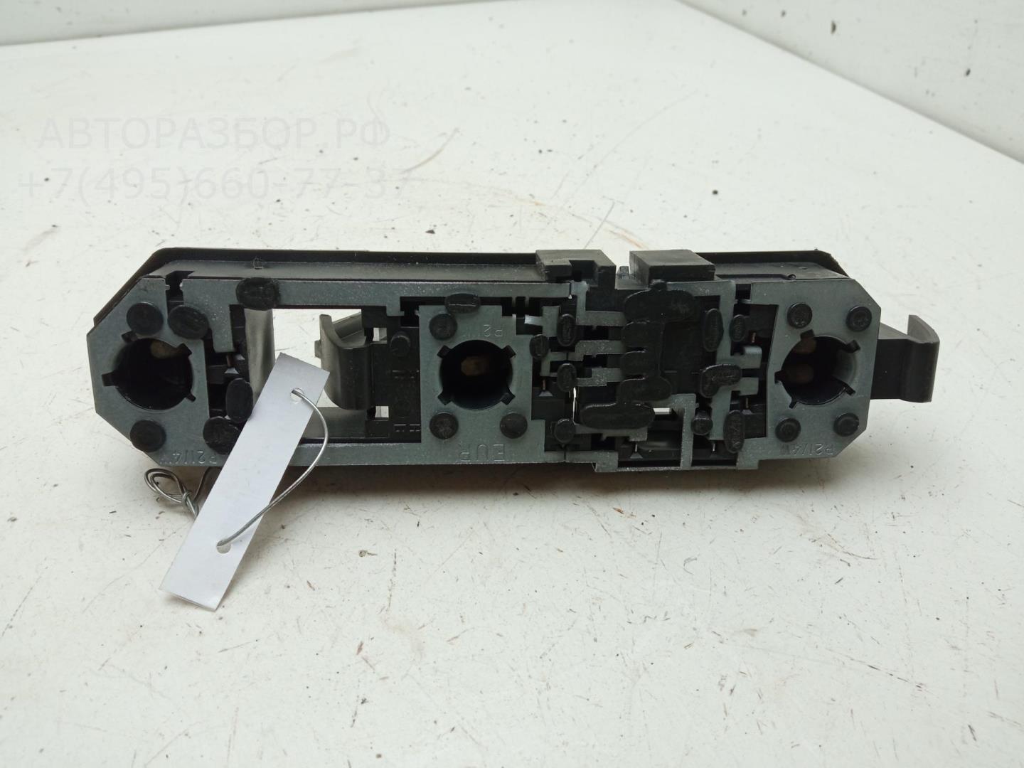 Плата заднего фонаря левого