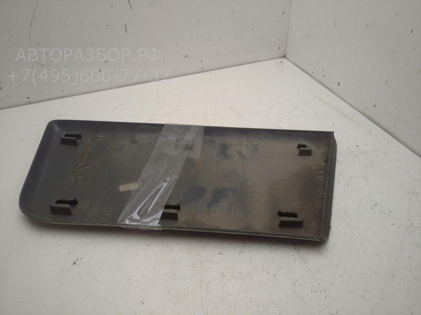 Накладка двери передней правой