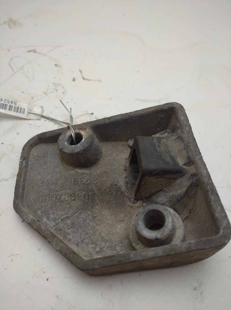 Ответная часть замка двери