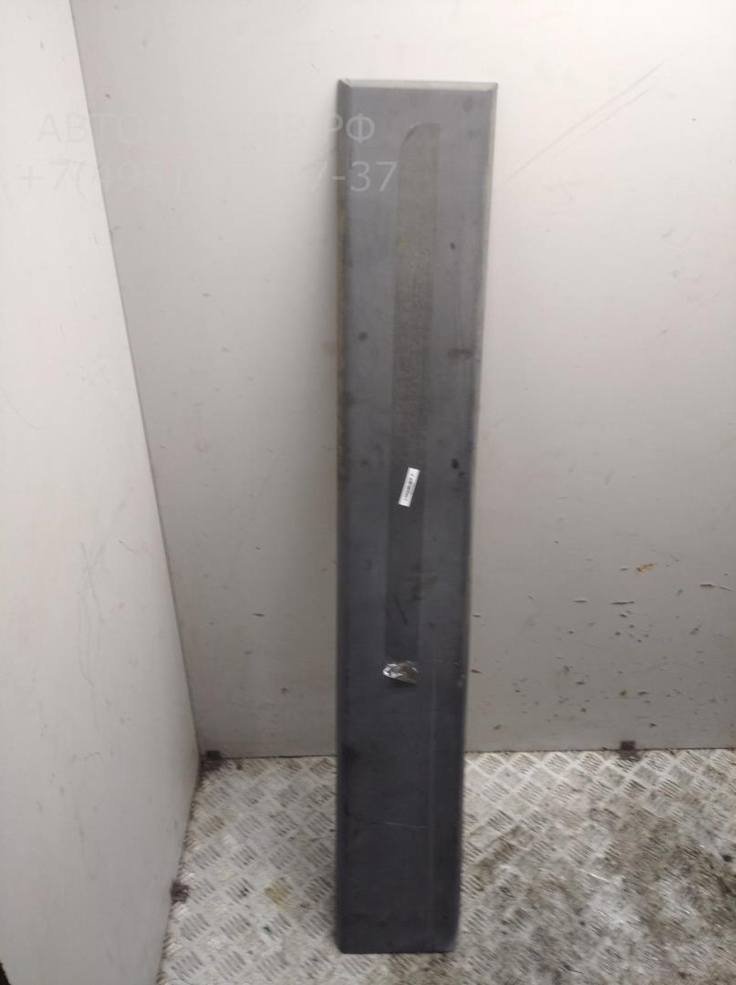 Накладка двери задней правой