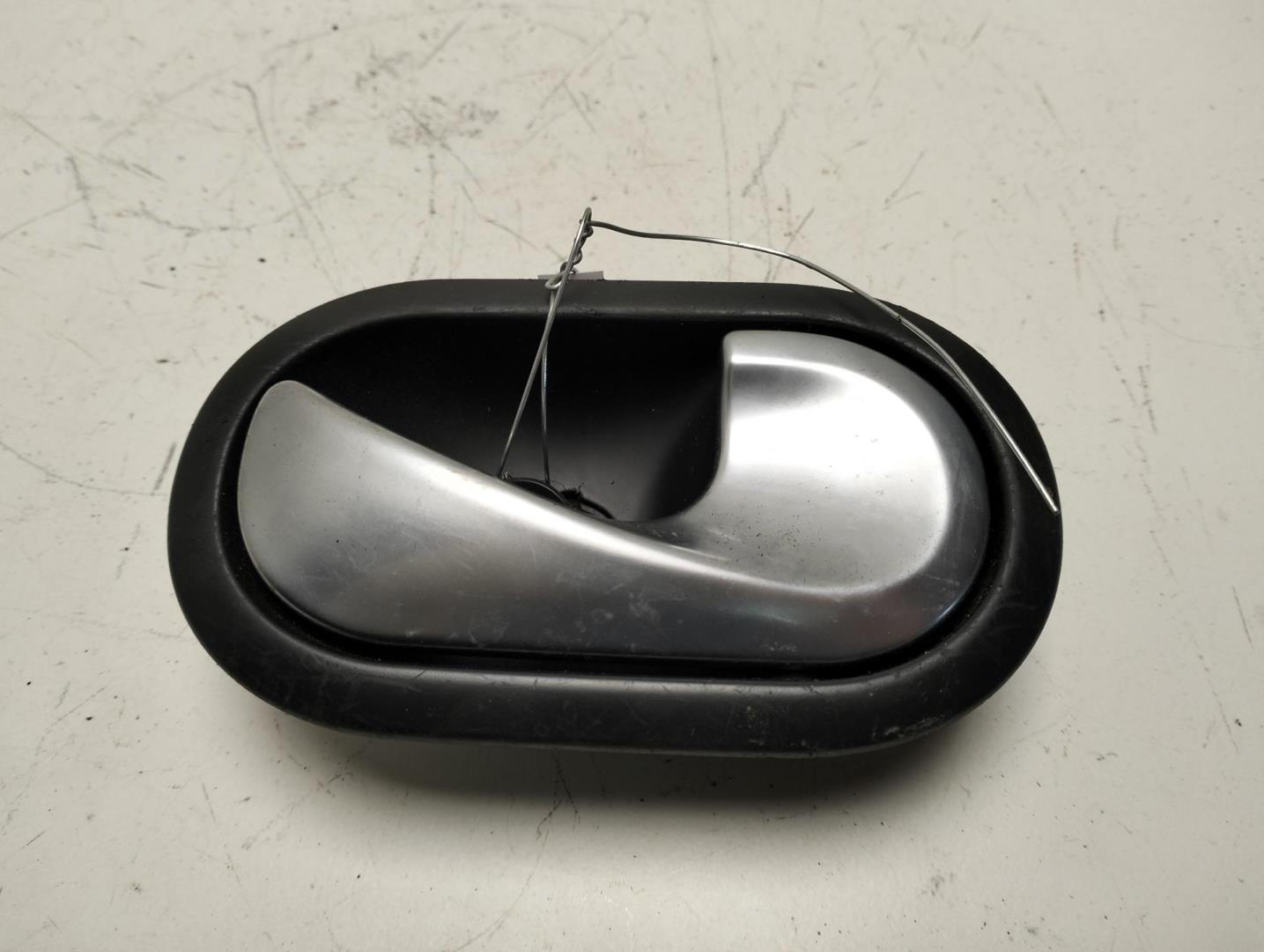 Ручка двери задней внутренняя правая