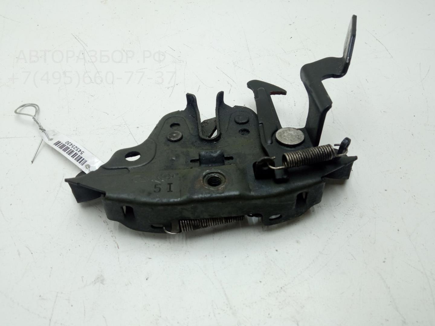 Замок капота