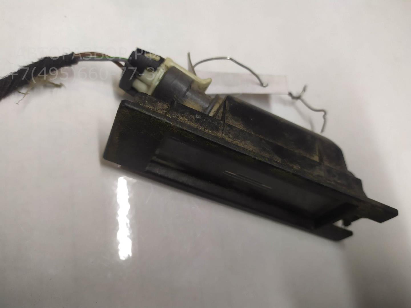 Фонарь подсветки номера