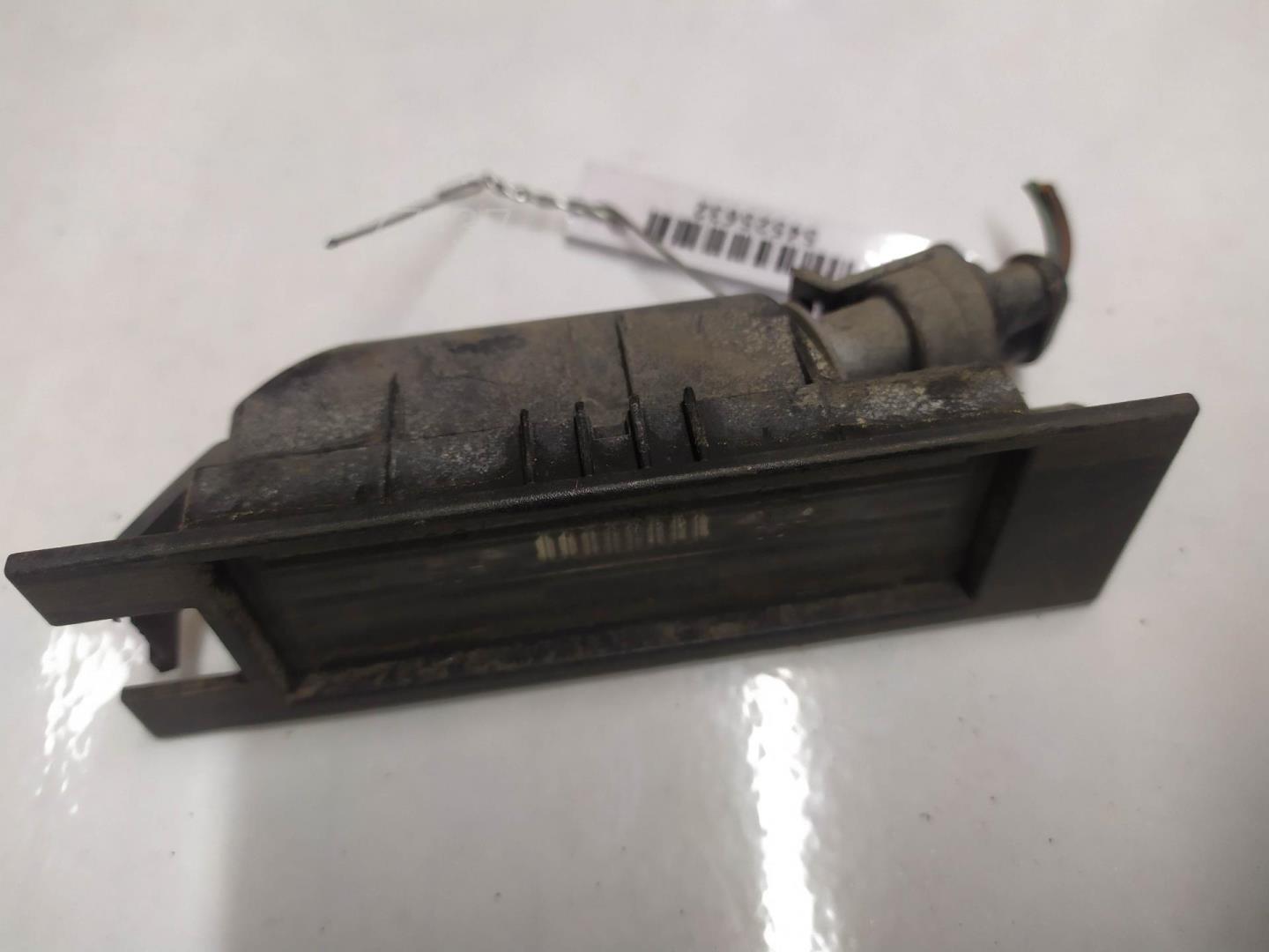 Фонарь подсветки номера