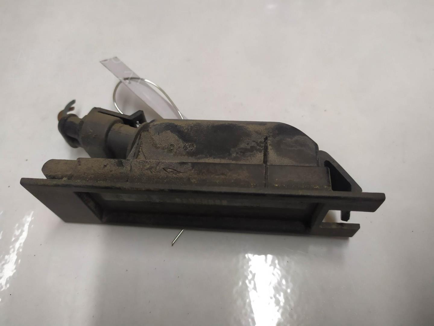 Фонарь подсветки номера