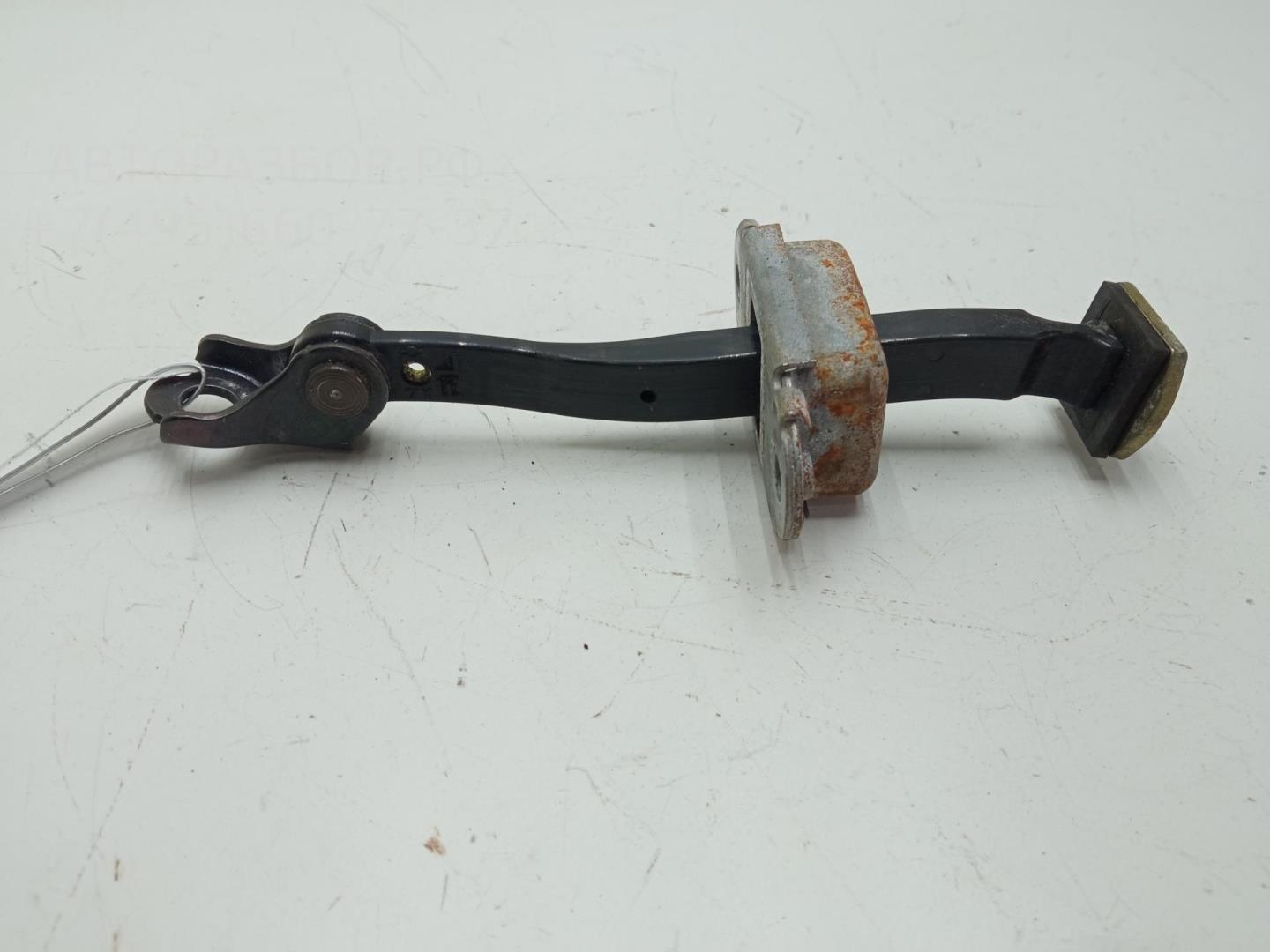 Ограничитель двери