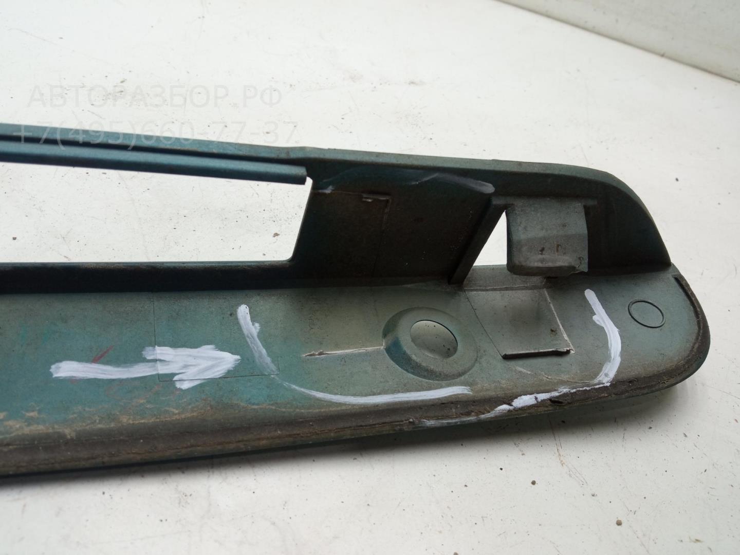 Накладка крышки багажника