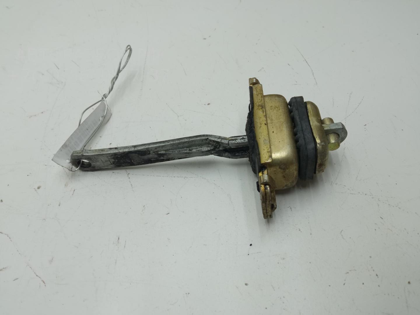 Ограничитель двери