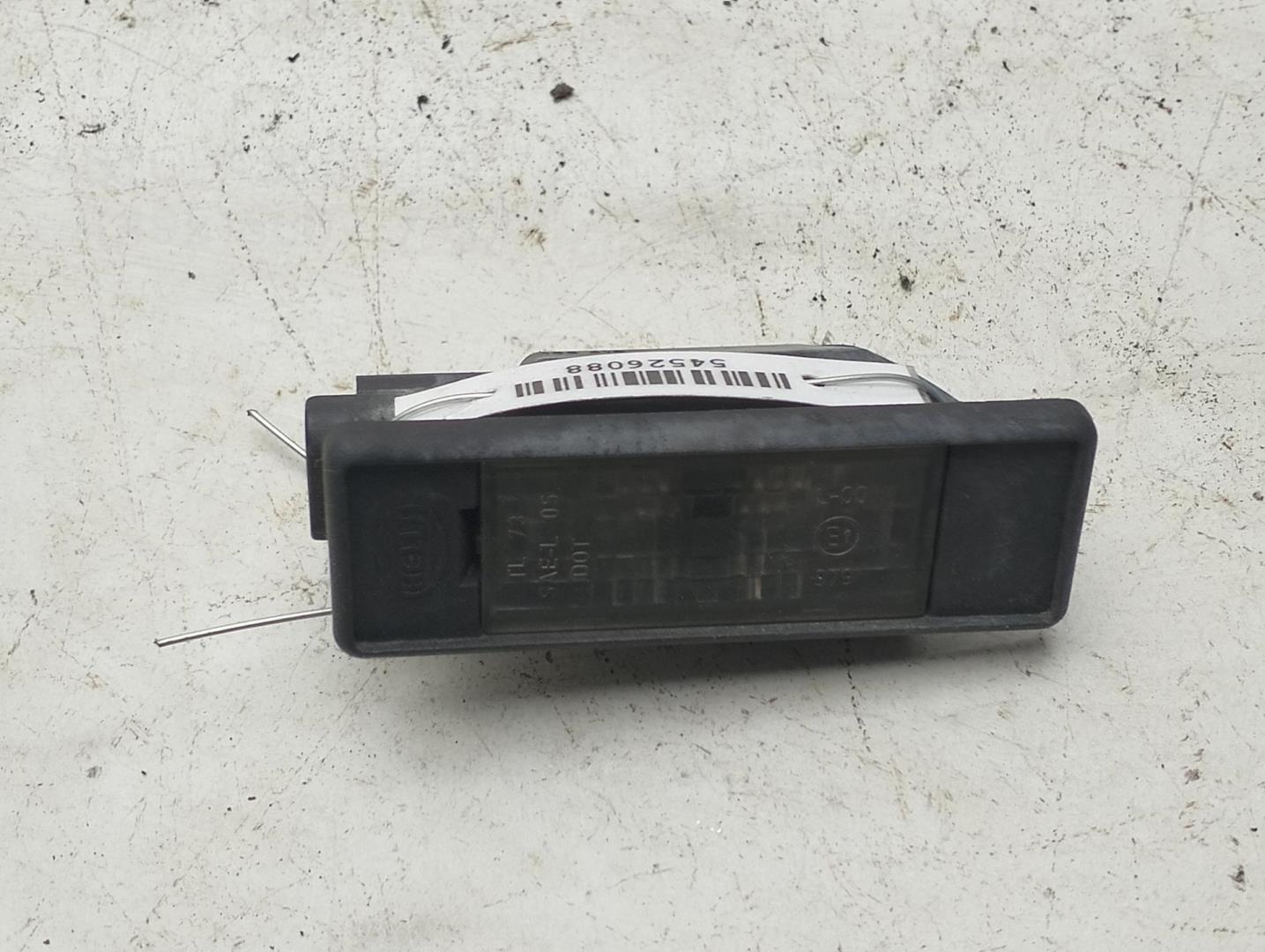 Фонарь подсветки номера