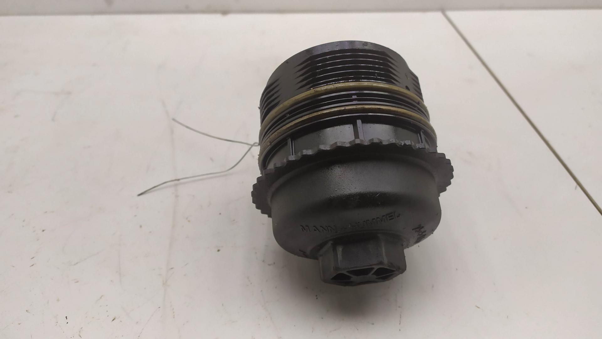 Крышка масляного фильтра