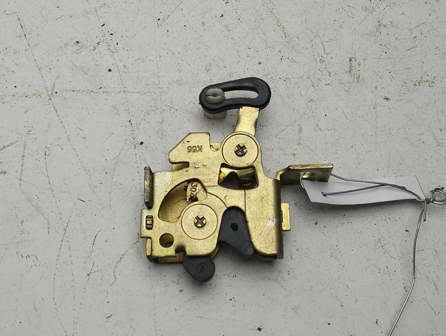 Замок багажника