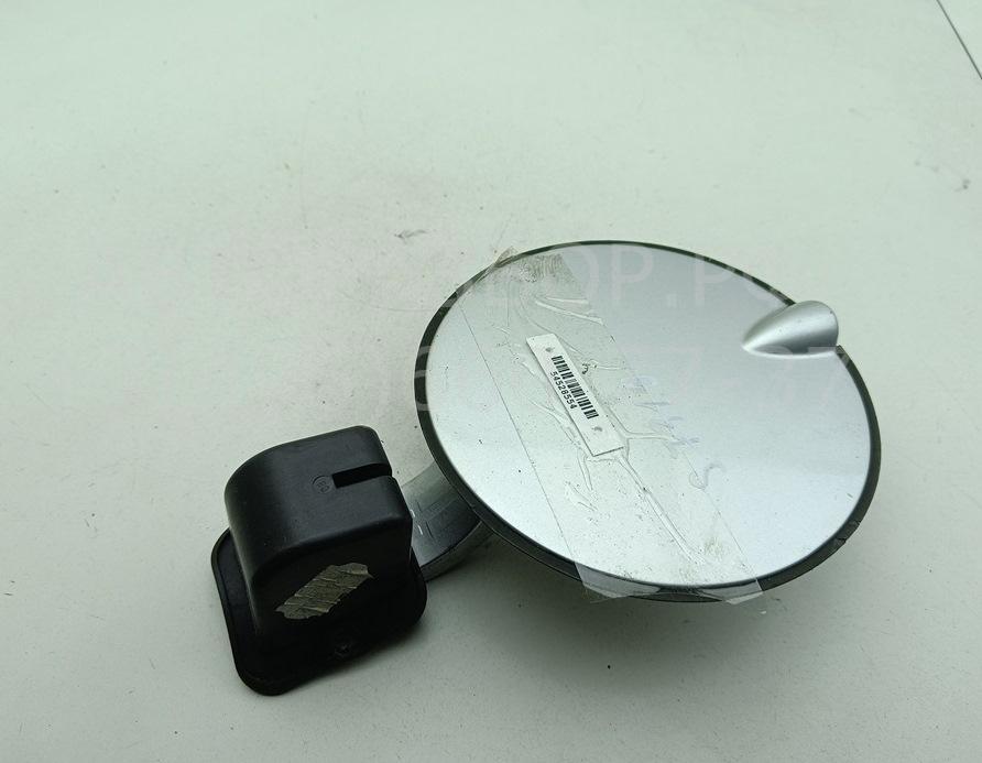 Лючок бензобака