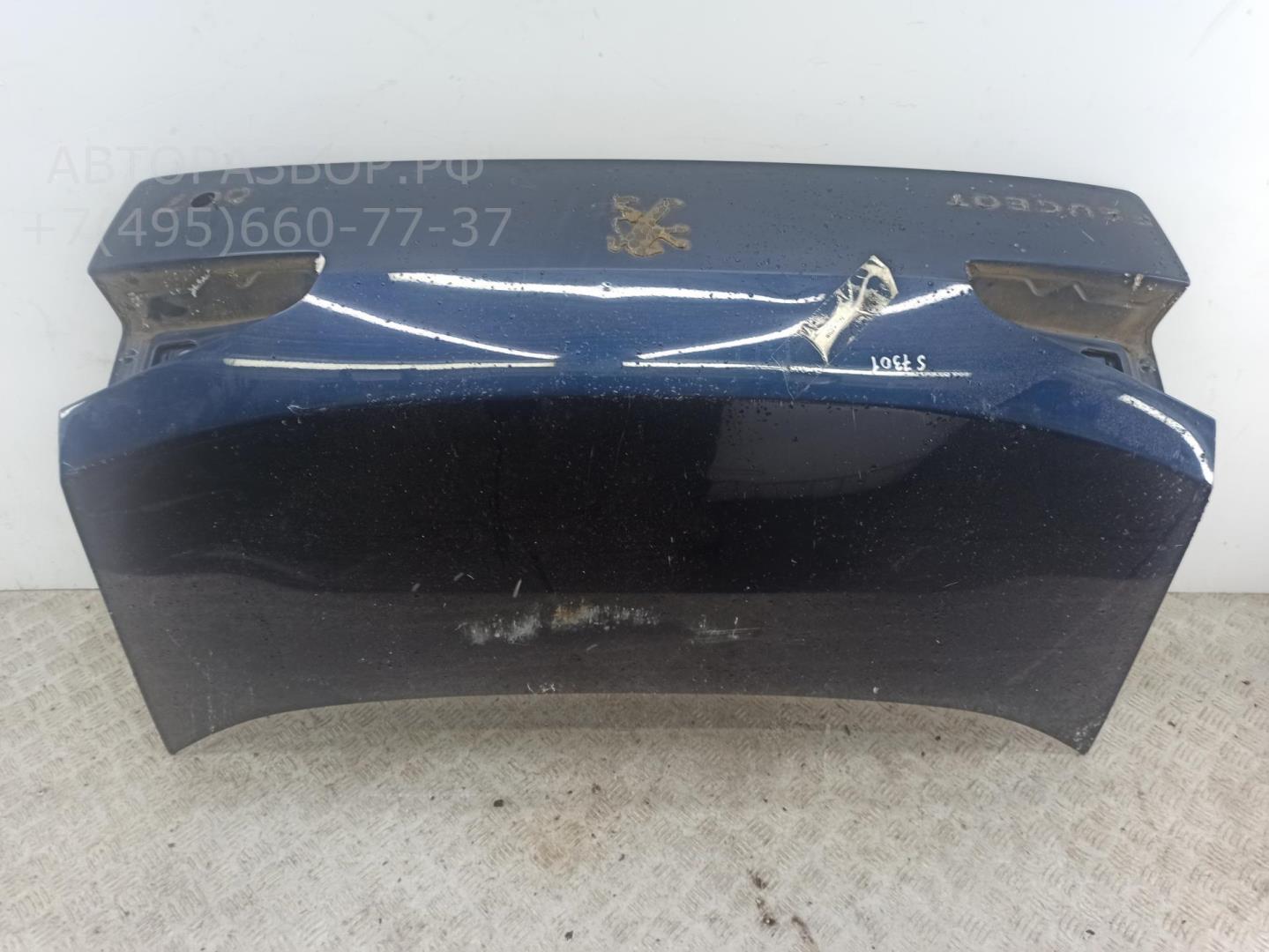 Дверь багажника