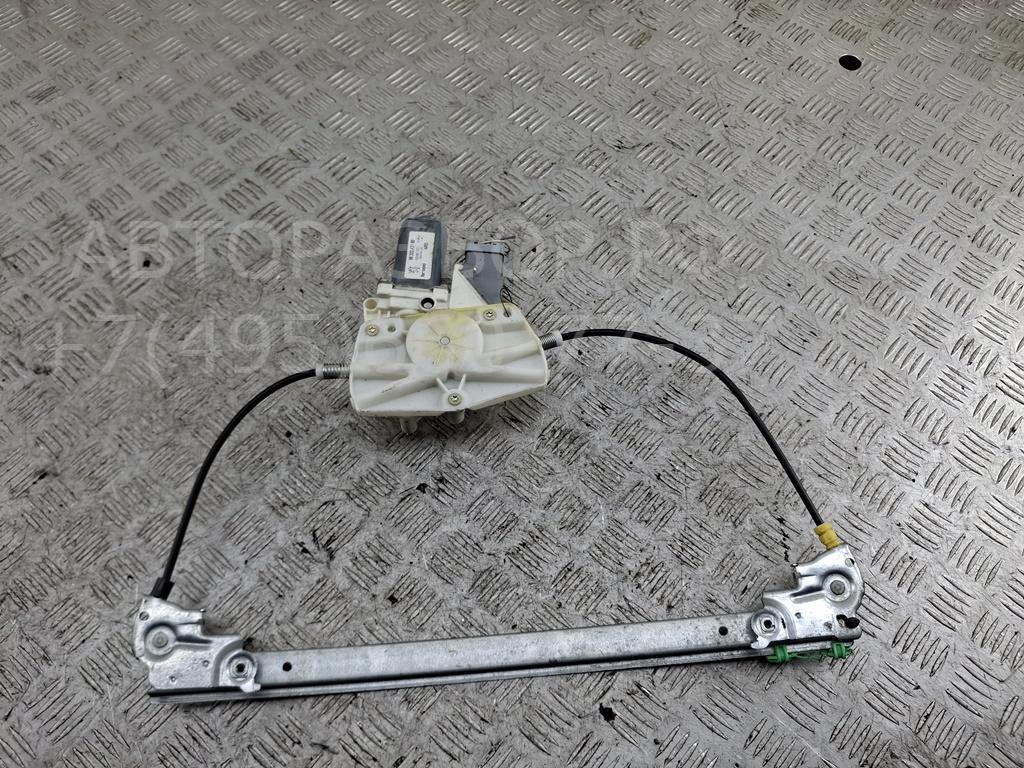 Стеклоподъемник электр. задний правый