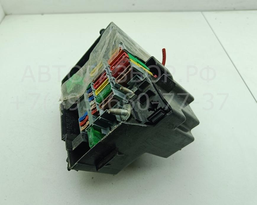 Блок предохранителей