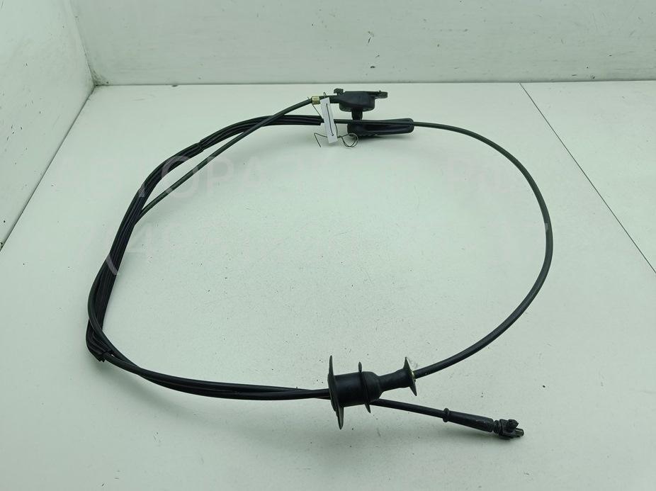 Трос открывания капота