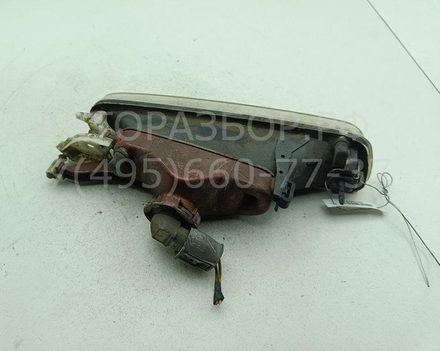 Фара противотуманная левая