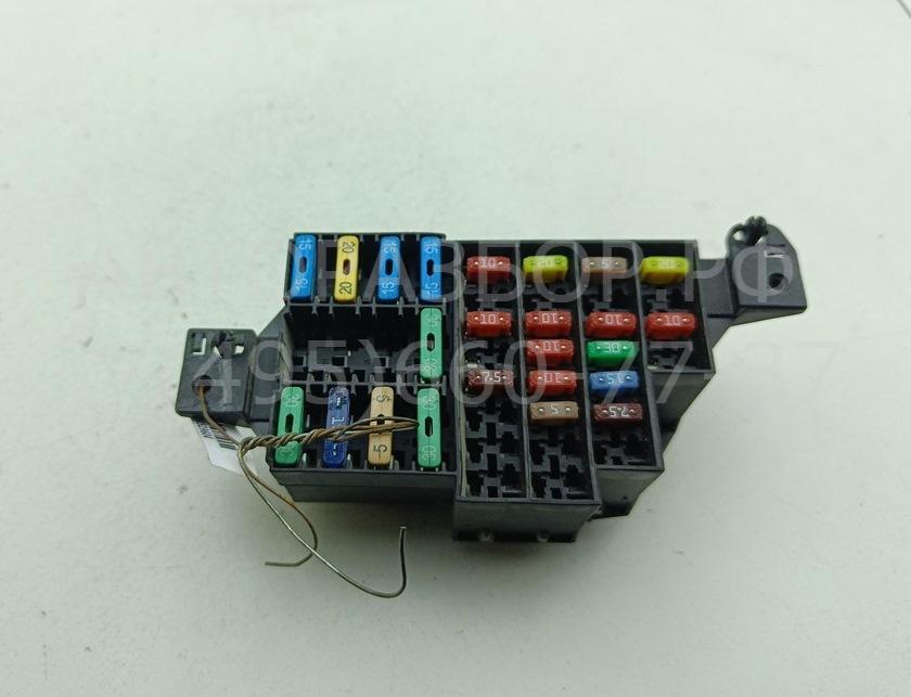 Блок предохранителей