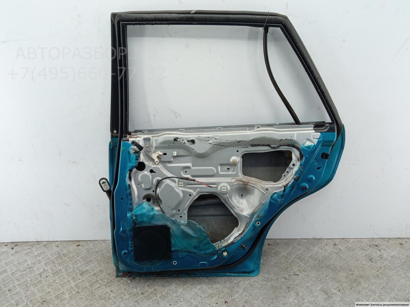Дверь задняя правая