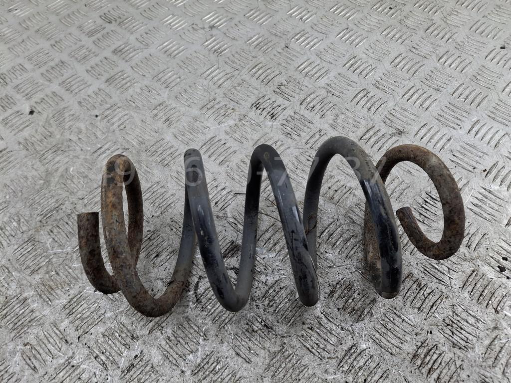 Пружина задняя