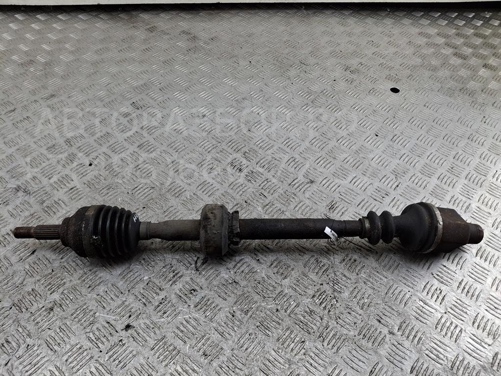 Полуось передняя правая