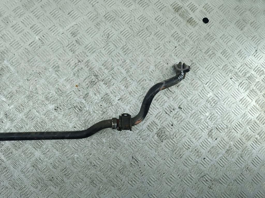 Стабилизатор передний