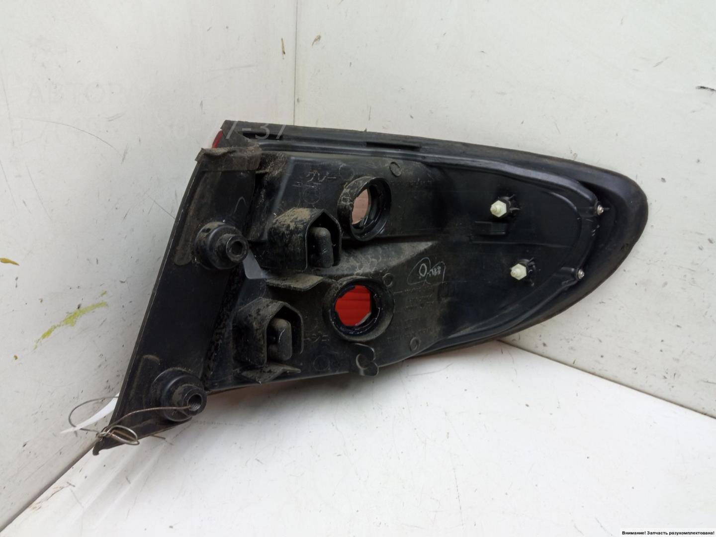 Фонарь задний левый