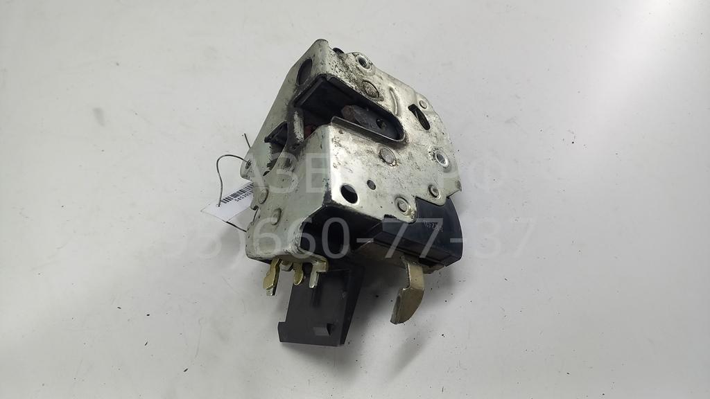 Замок двери задней левой