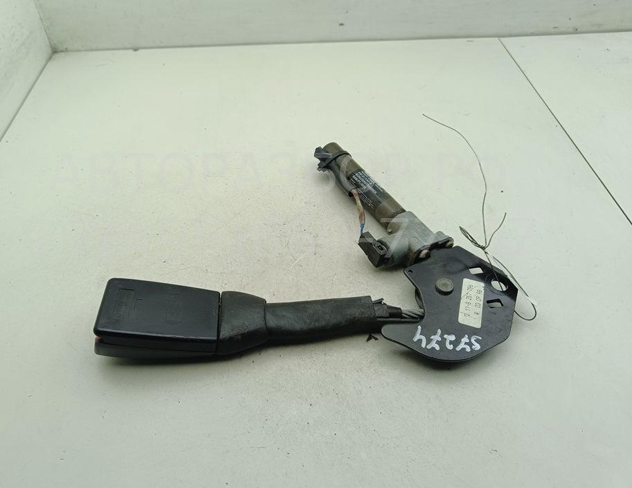 Ответная часть ремня безопасности