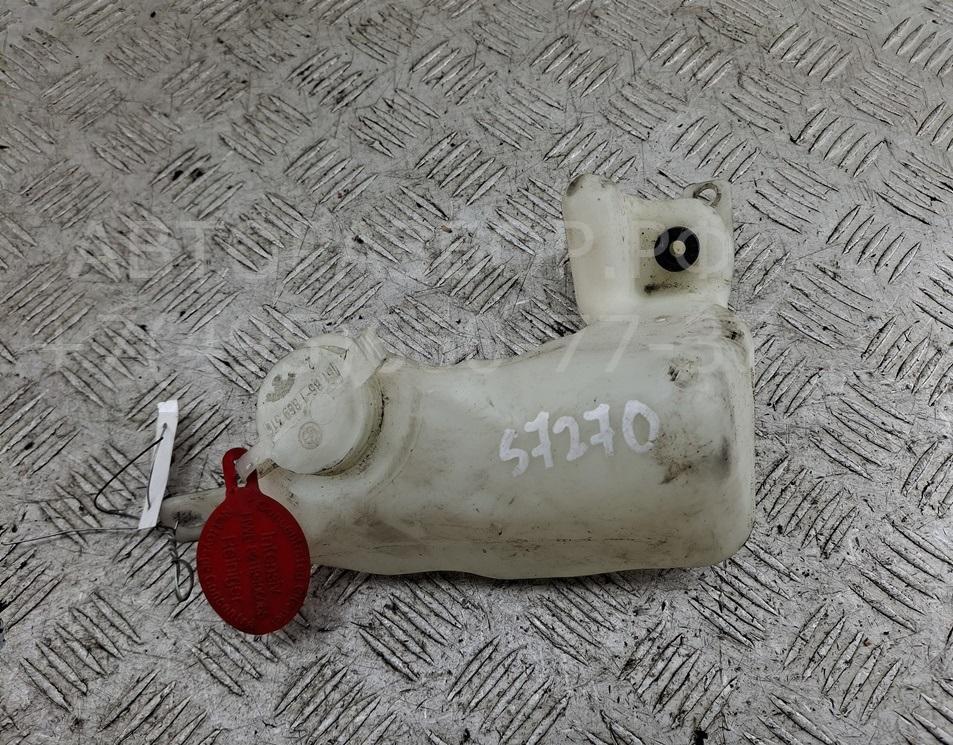 Бачок омывателя лобового стекла