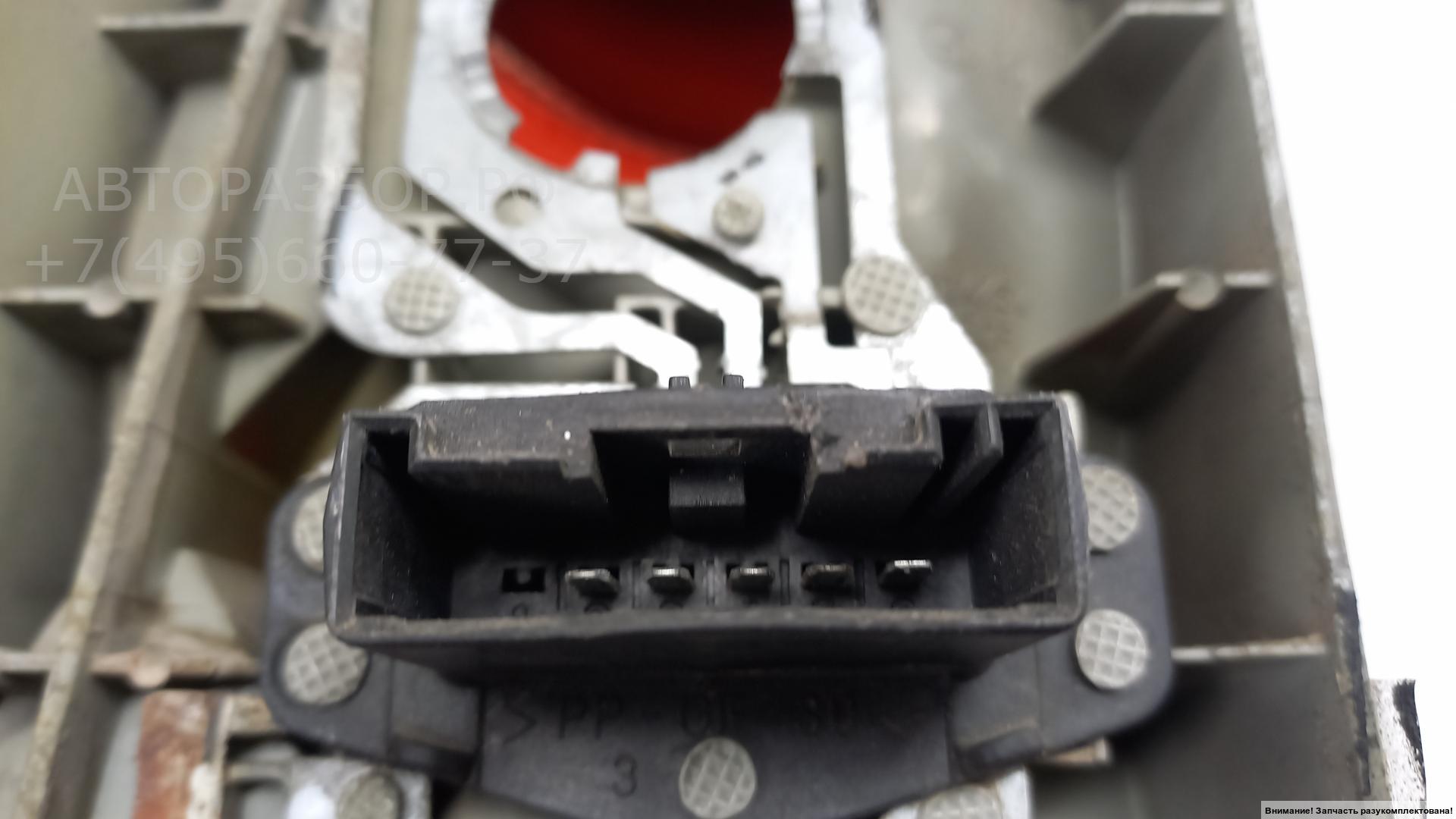 Фонарь задний правый