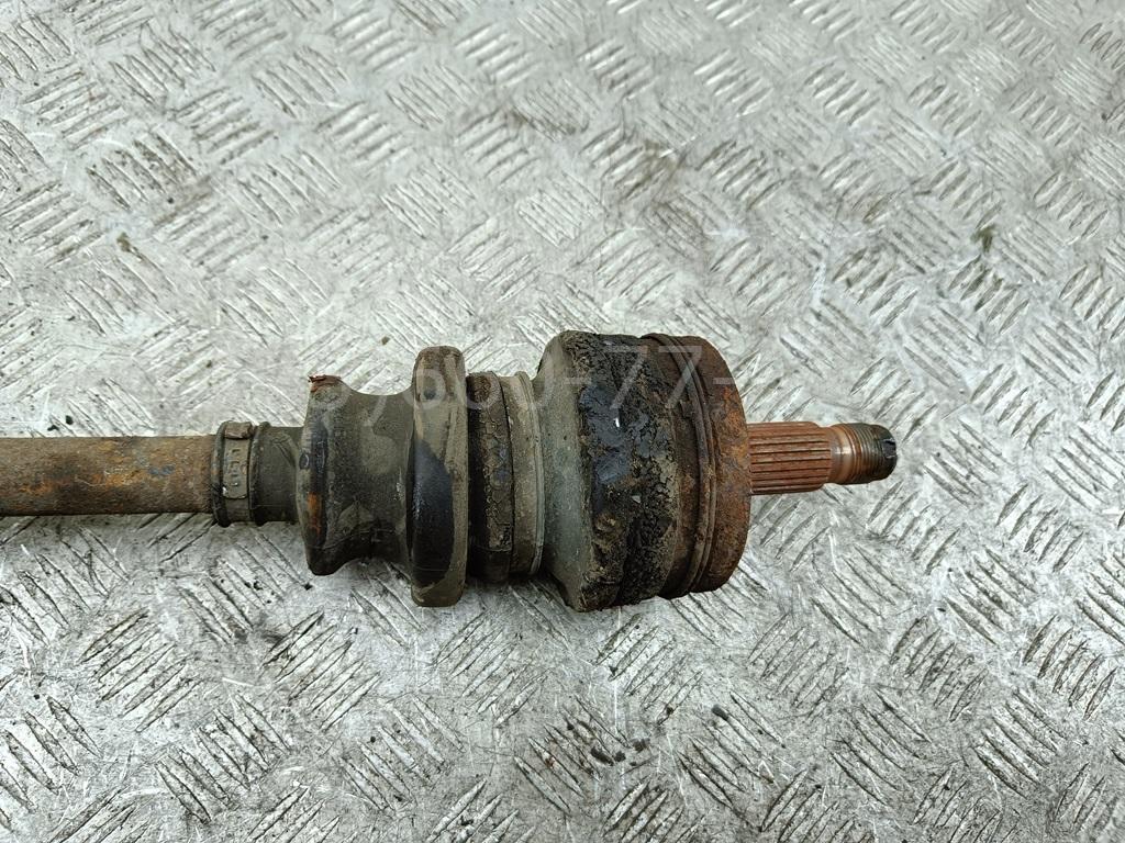 Полуось задняя